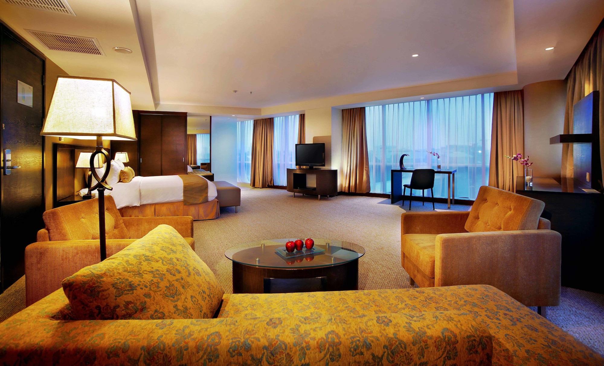 Aston Makassar Hotel & Convention Center Luaran gambar