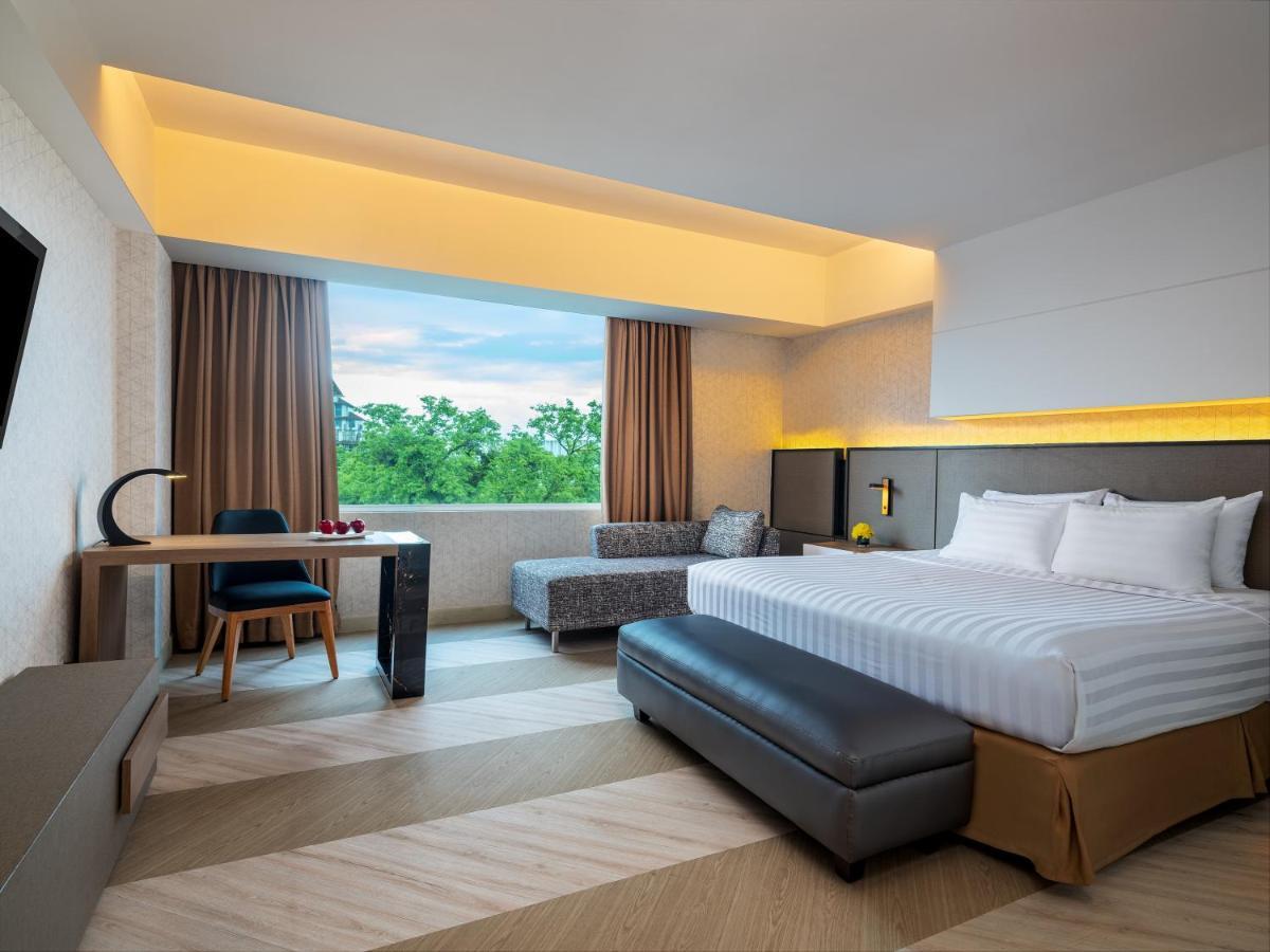 Aston Makassar Hotel & Convention Center Luaran gambar
