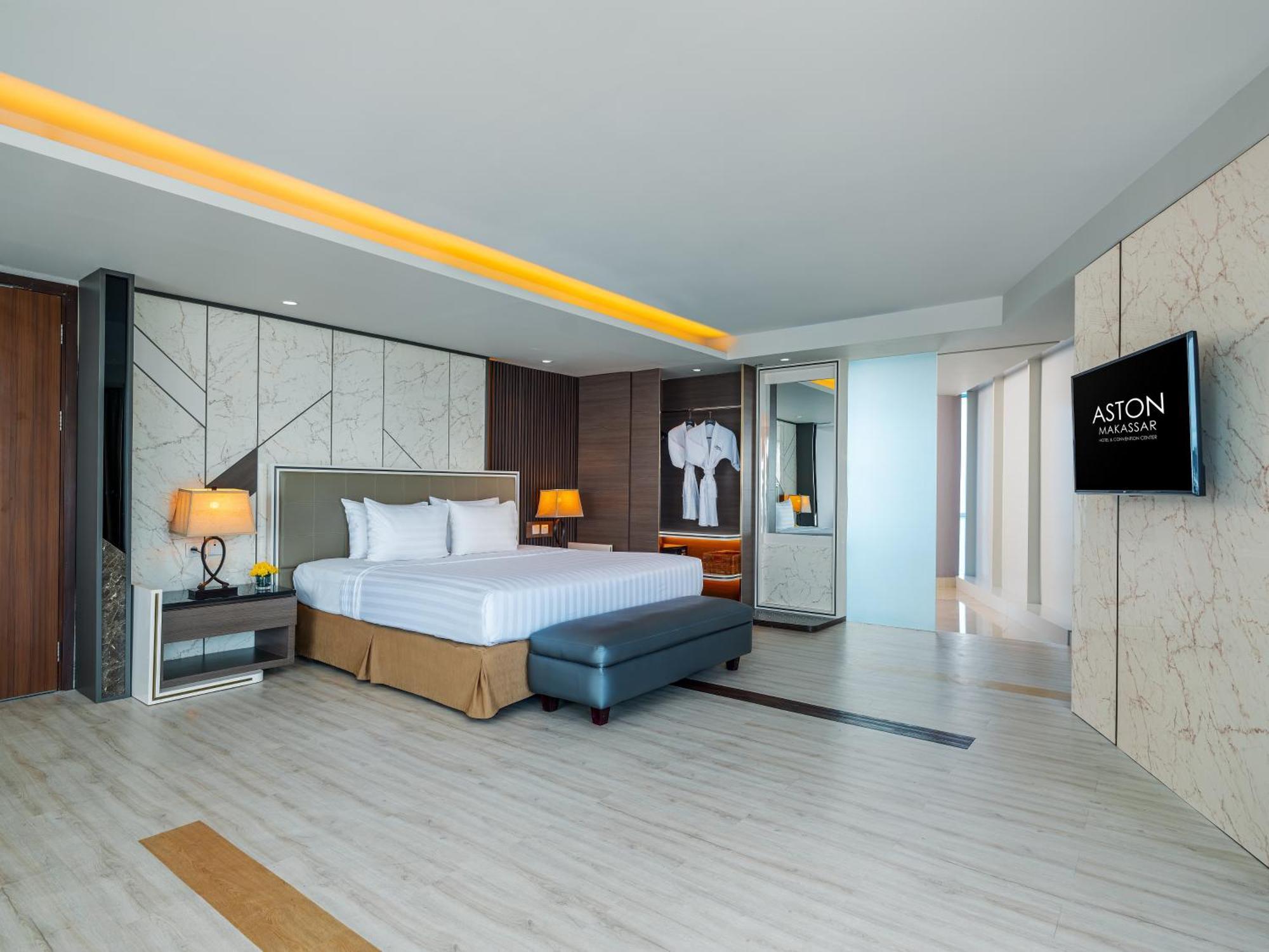 Aston Makassar Hotel & Convention Center Luaran gambar