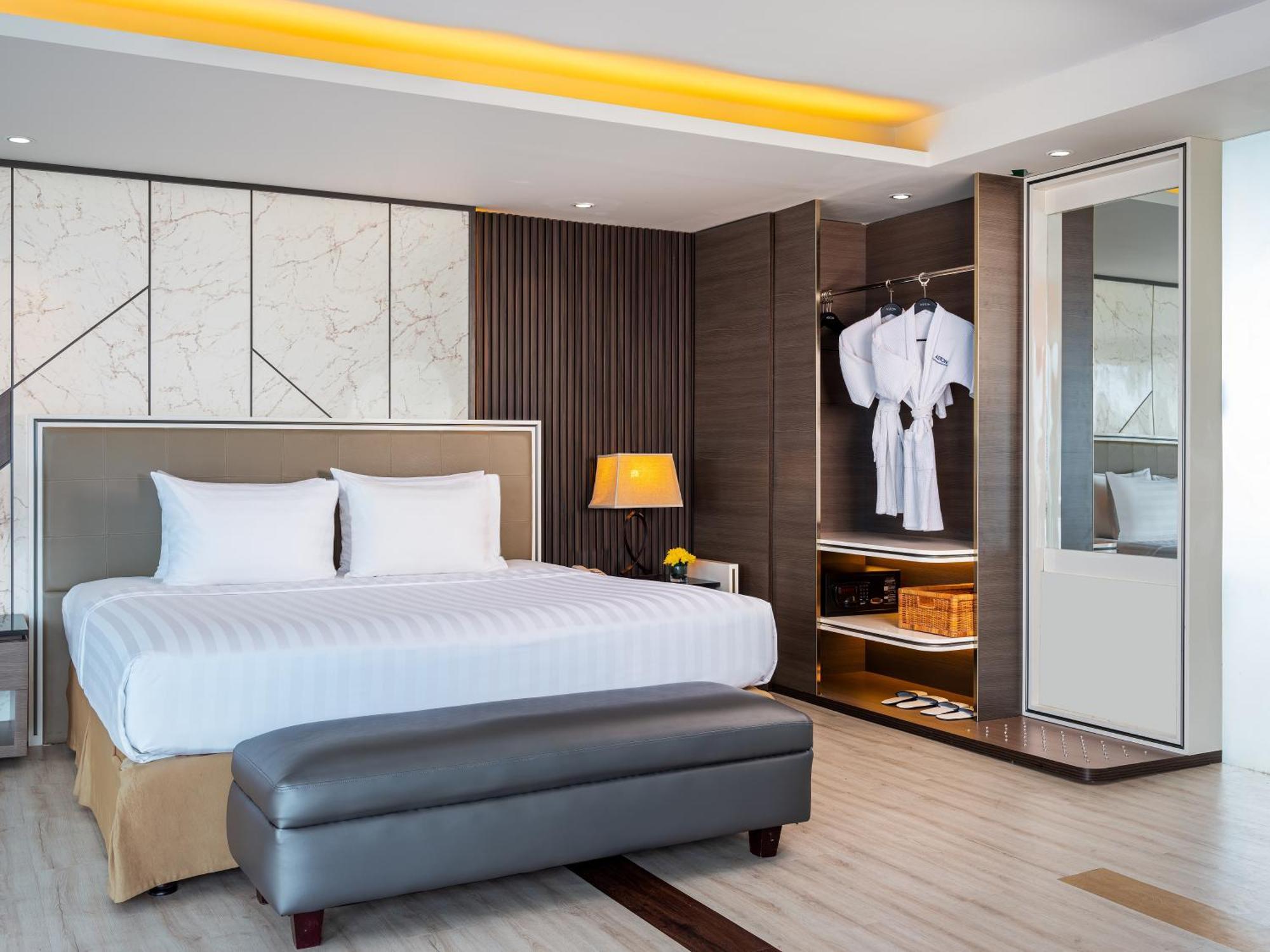 Aston Makassar Hotel & Convention Center Luaran gambar