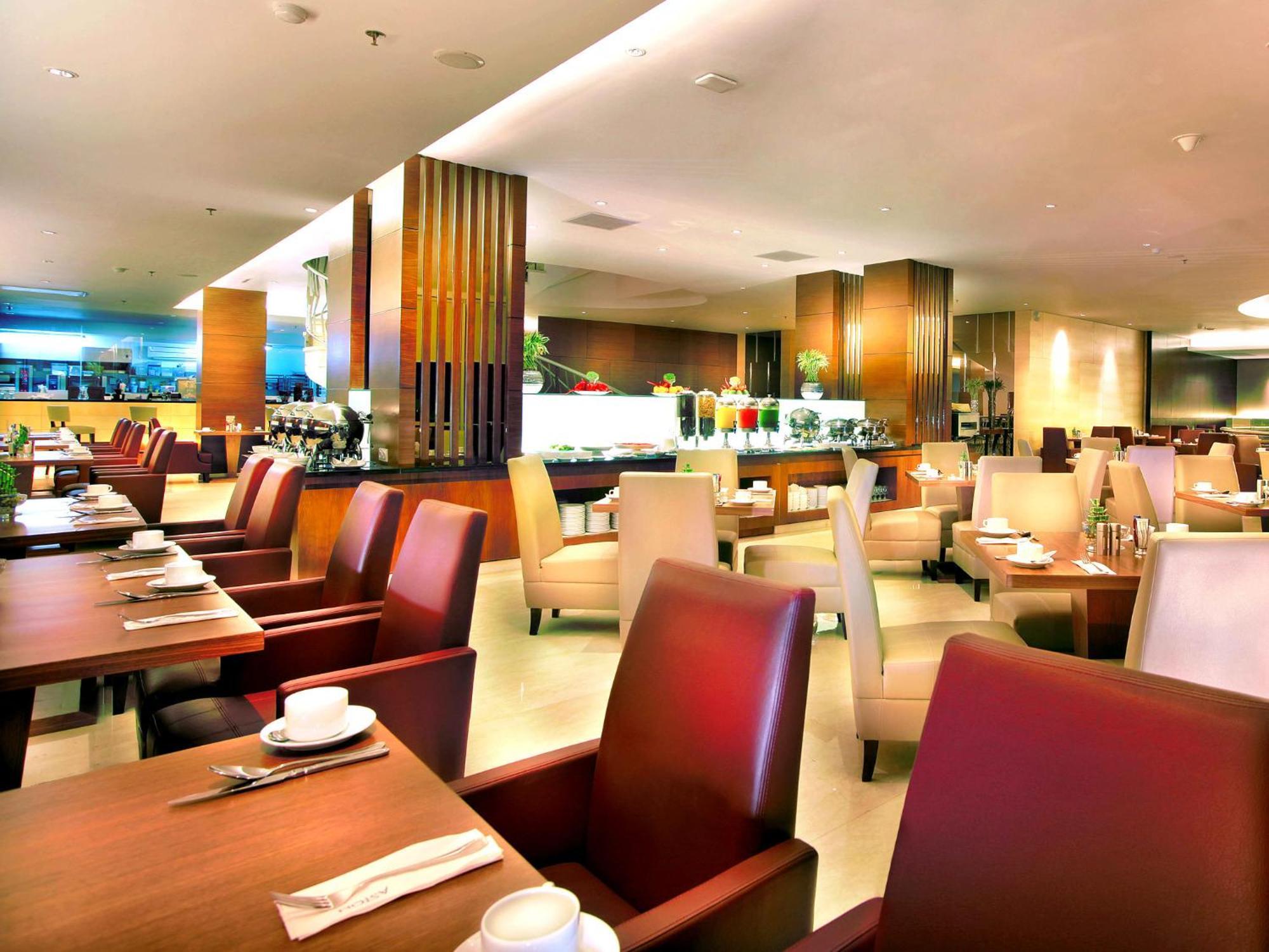 Aston Makassar Hotel & Convention Center Luaran gambar