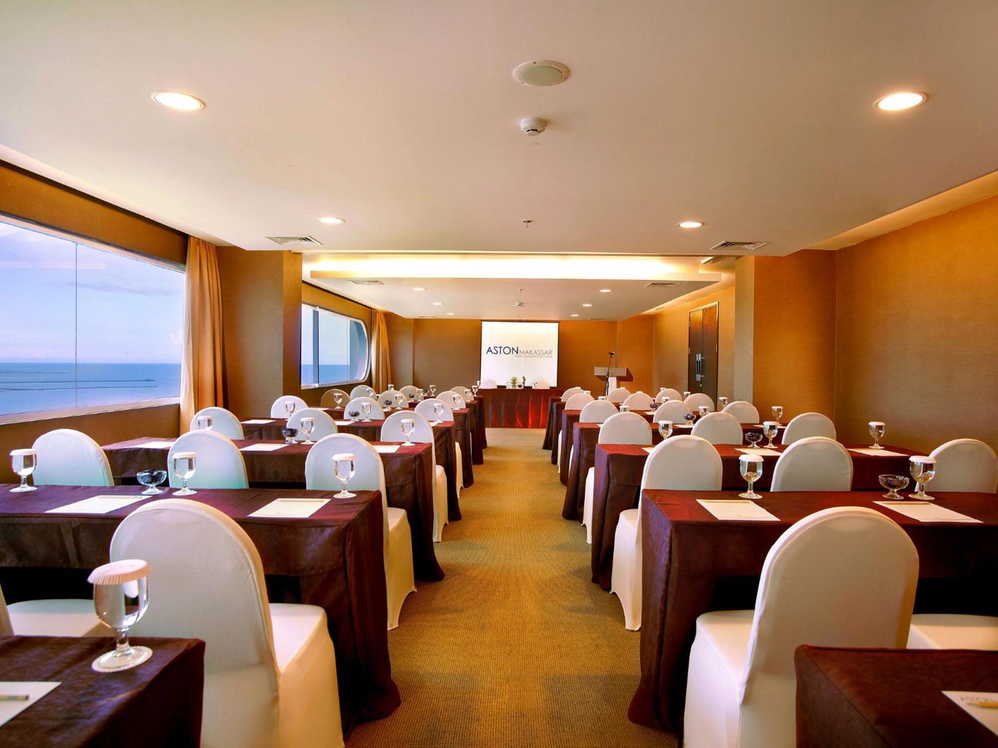 Aston Makassar Hotel & Convention Center Luaran gambar