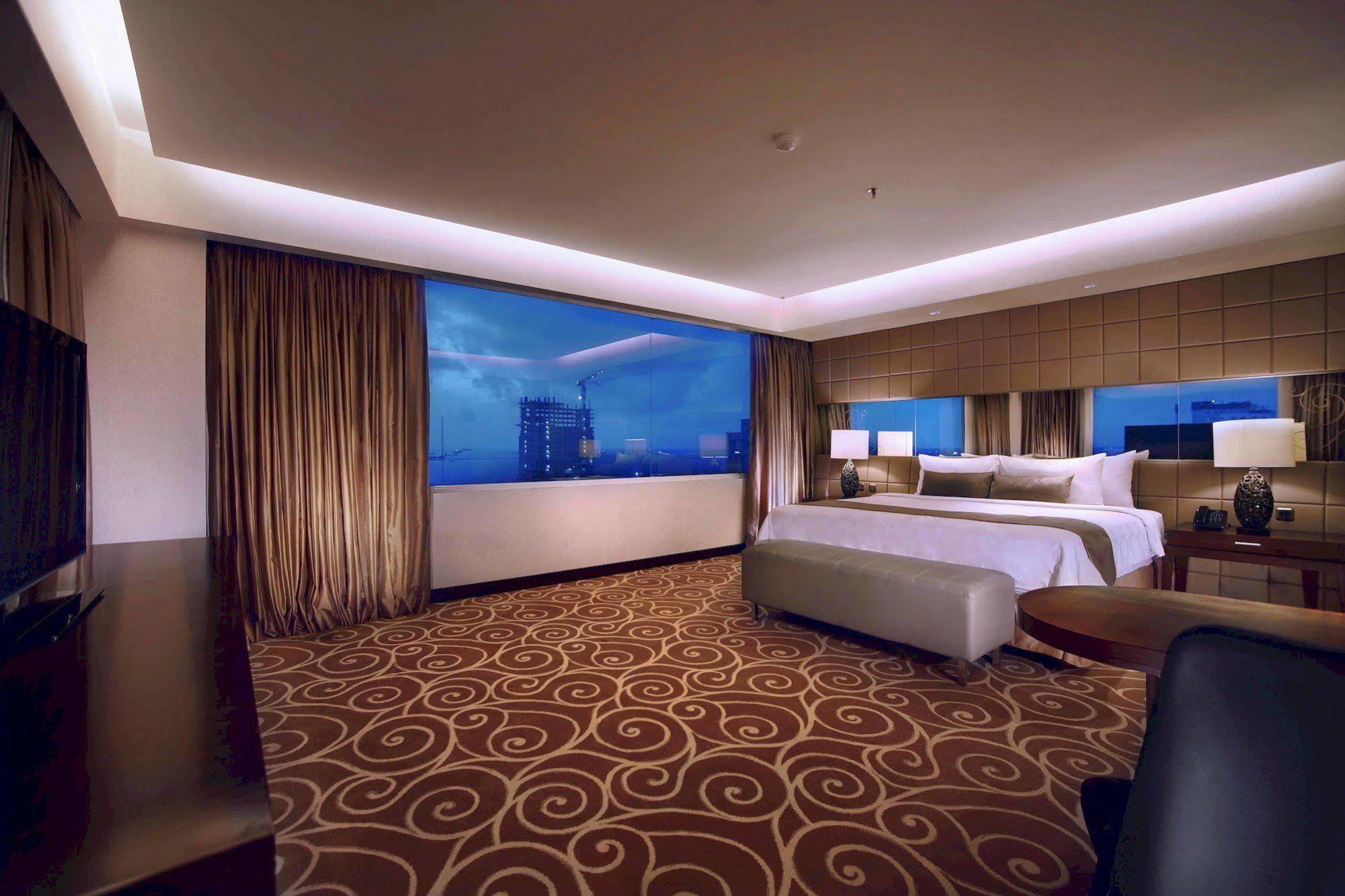 Aston Makassar Hotel & Convention Center Luaran gambar