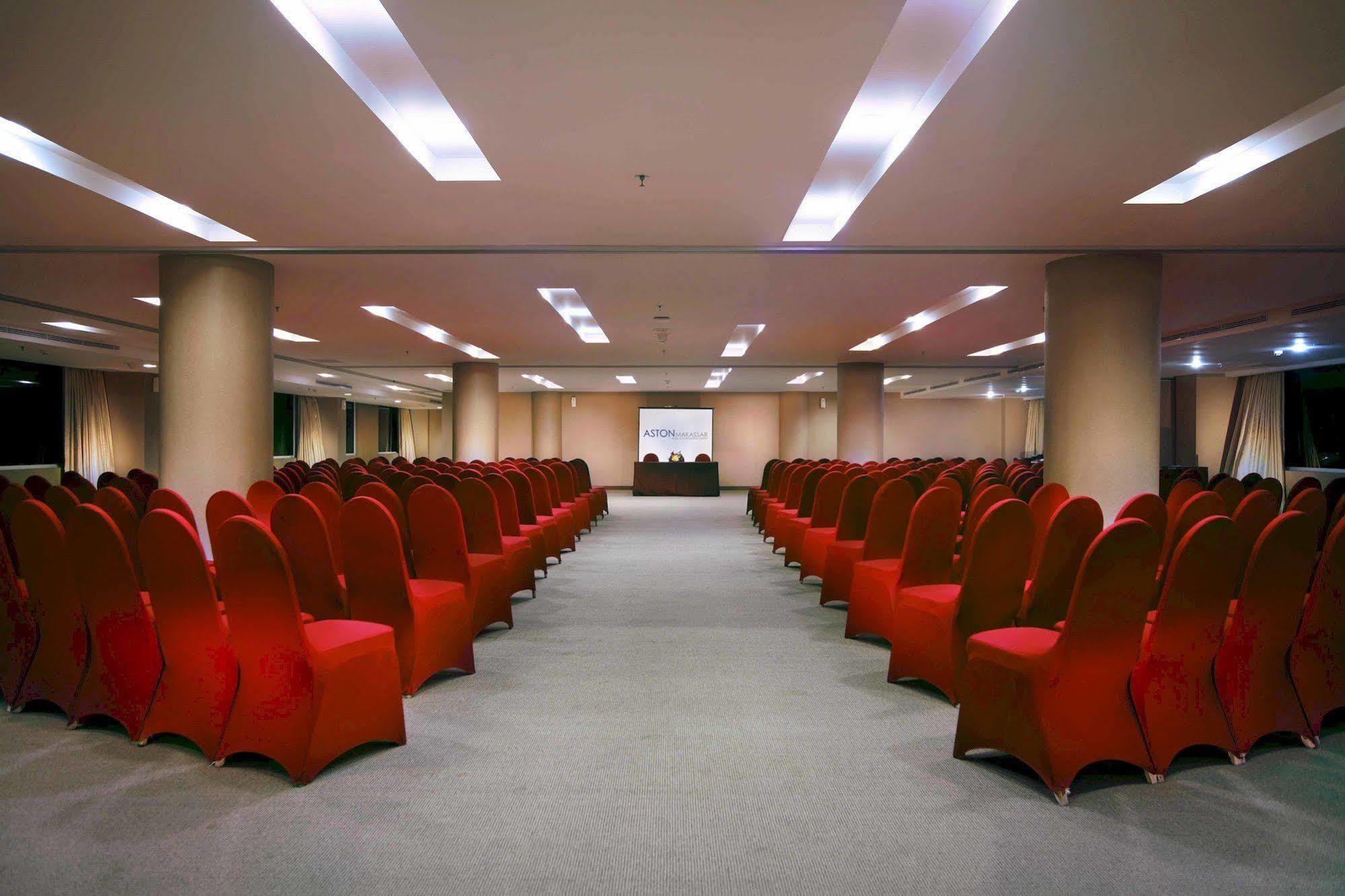 Aston Makassar Hotel & Convention Center Luaran gambar